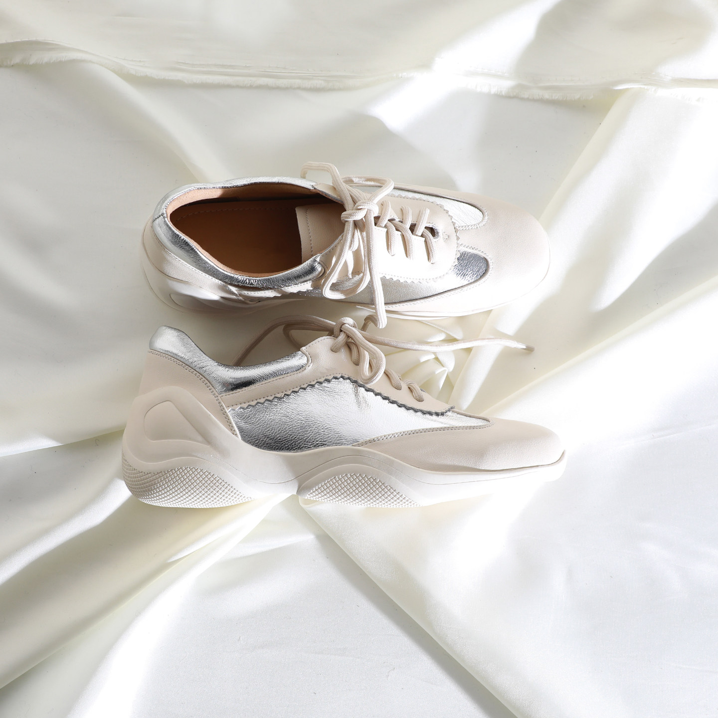 莲花府邸2026春季时尚深口鞋拼接系带德训鞋舒适内增高牛皮休闲鞋,女鞋,德训鞋,淘宝优惠券,粉丝福利购,淘宝优惠卷