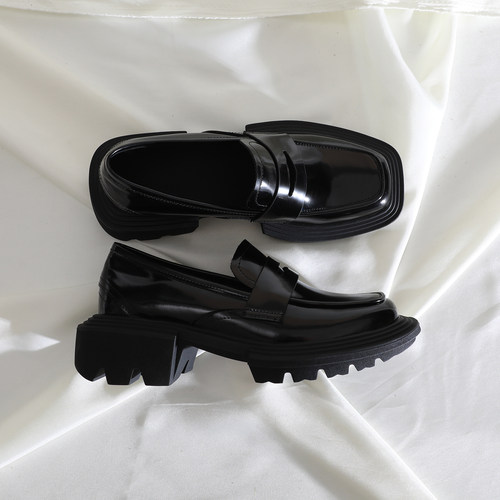 新款休闲真皮单鞋欧美春季深口