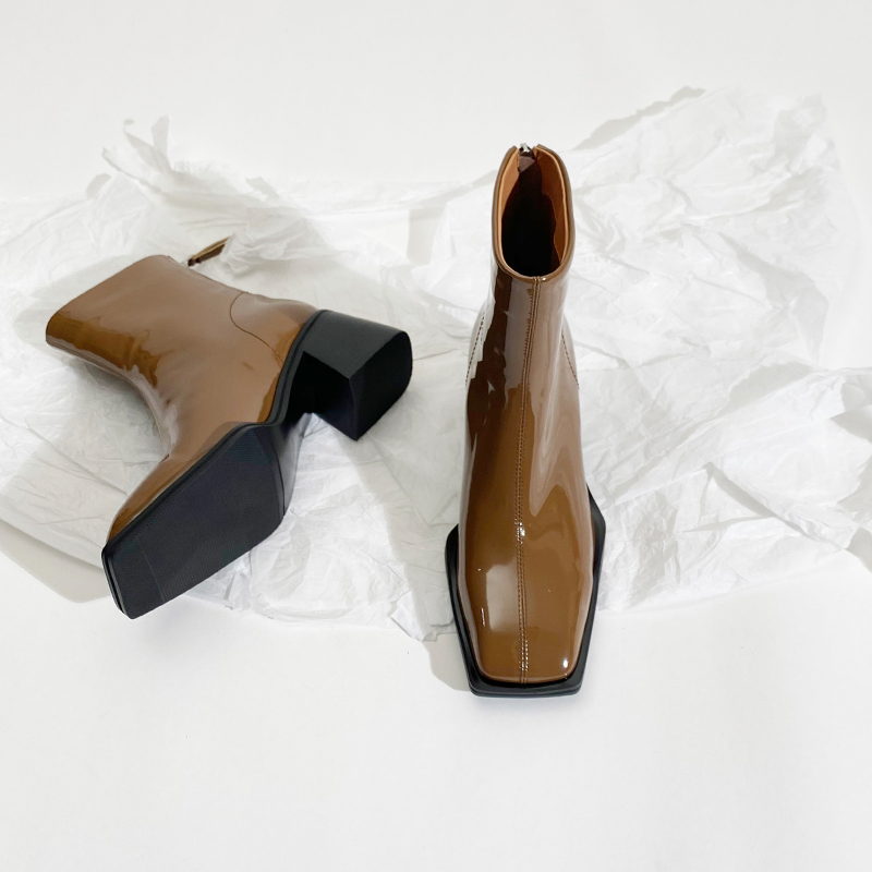 莲花府邸简约气质时装靴粗跟