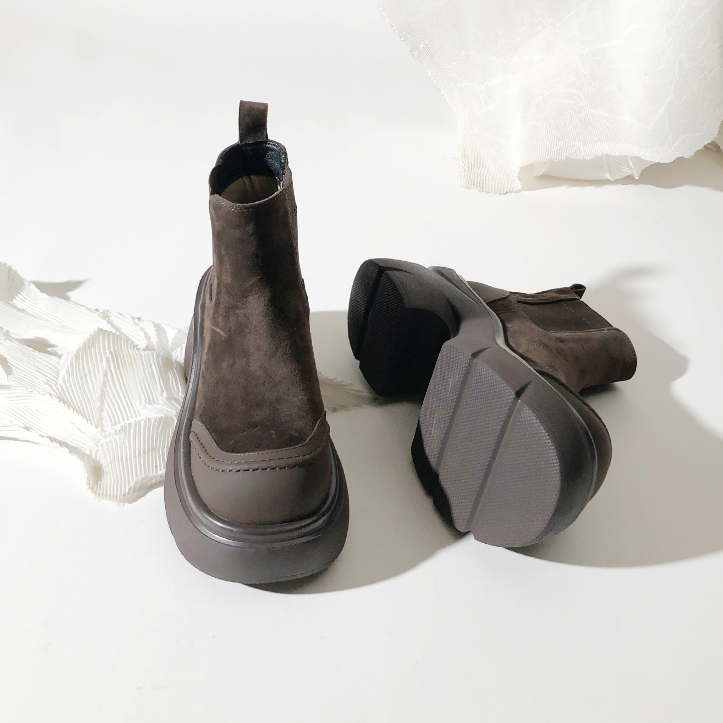 英伦圆头短筒拼接松糕底切尔西