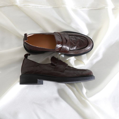 复古圆头深口套脚乐福鞋粗跟