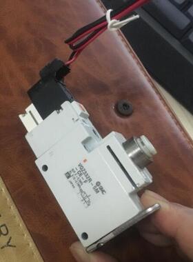 SMC电磁阀VQZ332R-5MO-C8-F外部先导式VQZ332-5M-C8,DC24V