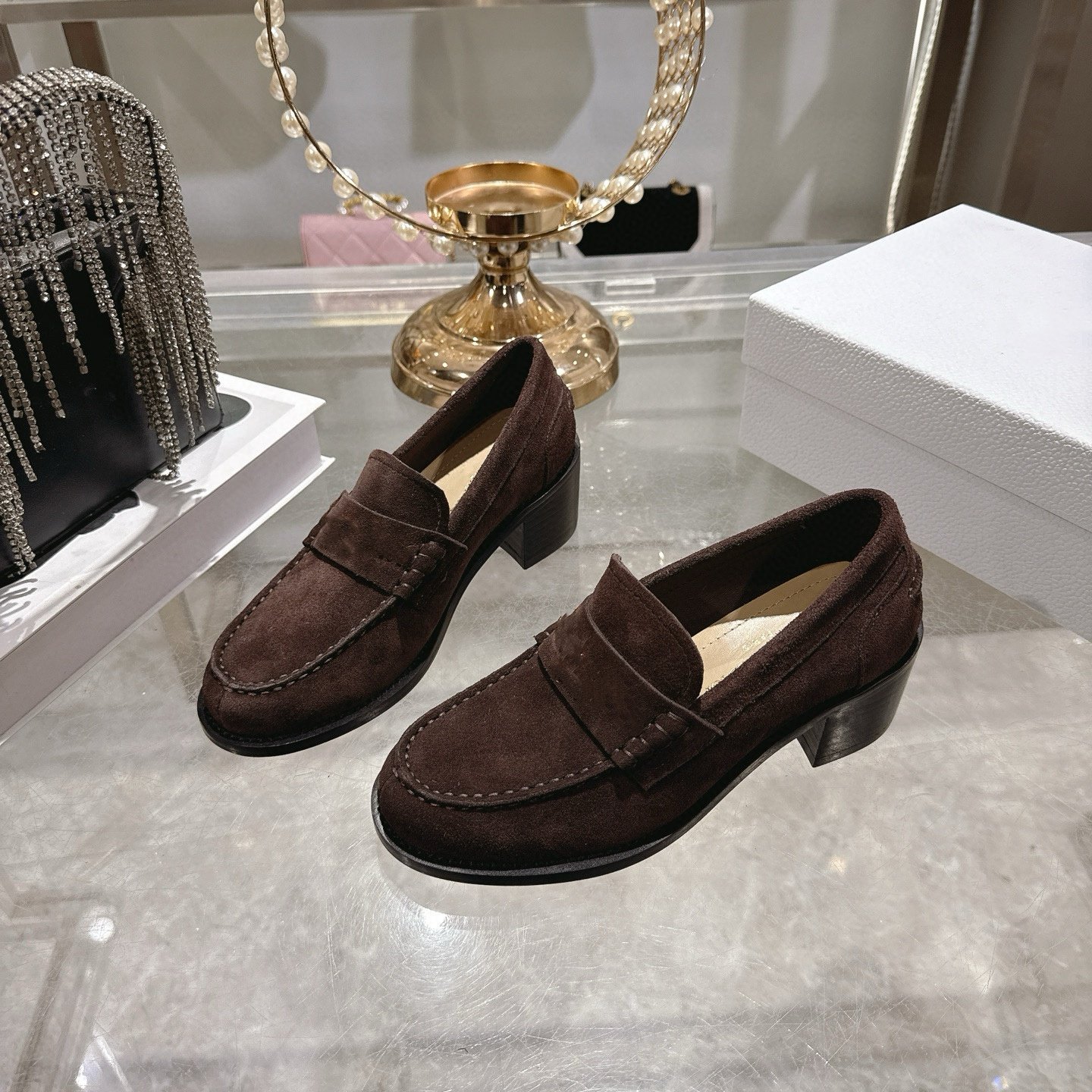 2026英伦风真皮乐福鞋女粗跟一脚蹬圆头反绒百搭舒适浅口懒人单鞋,女鞋,浅口单鞋,淘宝优惠券,粉丝福利购,淘宝优惠卷