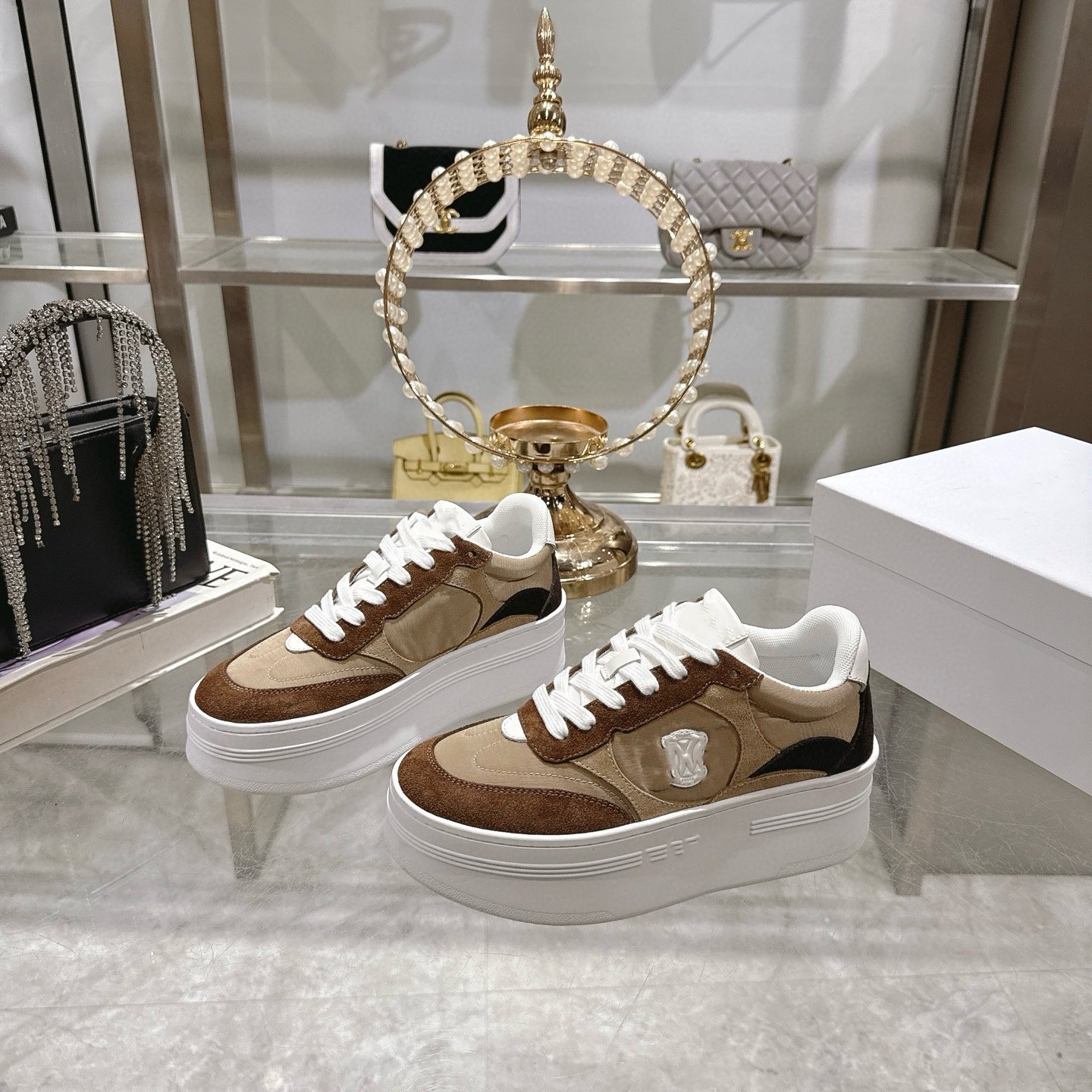 2025新色厚底增高小白鞋女平底真皮系带百搭板鞋凯旋门时尚休闲鞋,女鞋,松糕（摇摇）鞋,淘宝优惠券,粉丝福利购,淘宝优惠卷