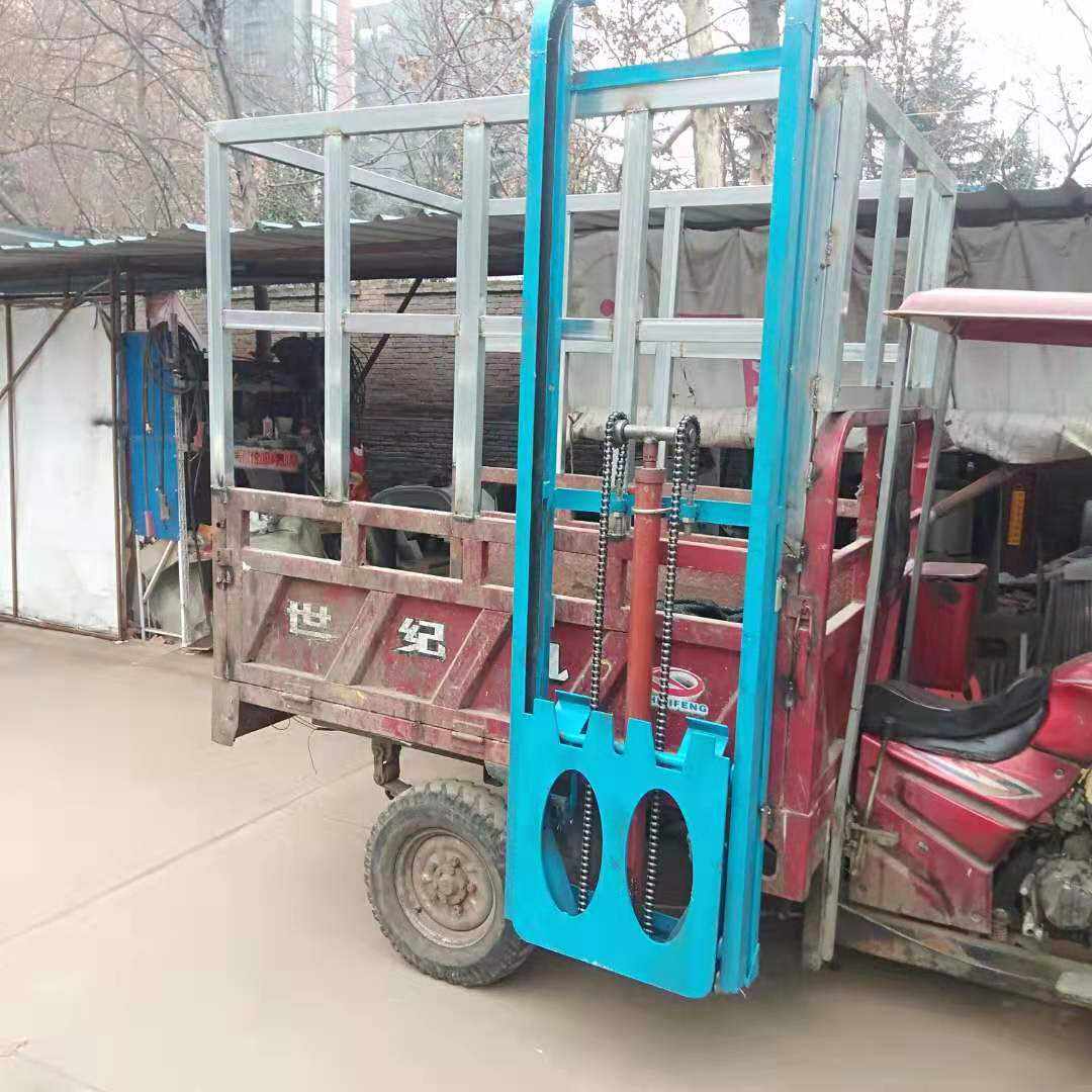 垃圾桶升降机电动车环卫农用三轮垃圾车提升机自动挂桶器吊桶器