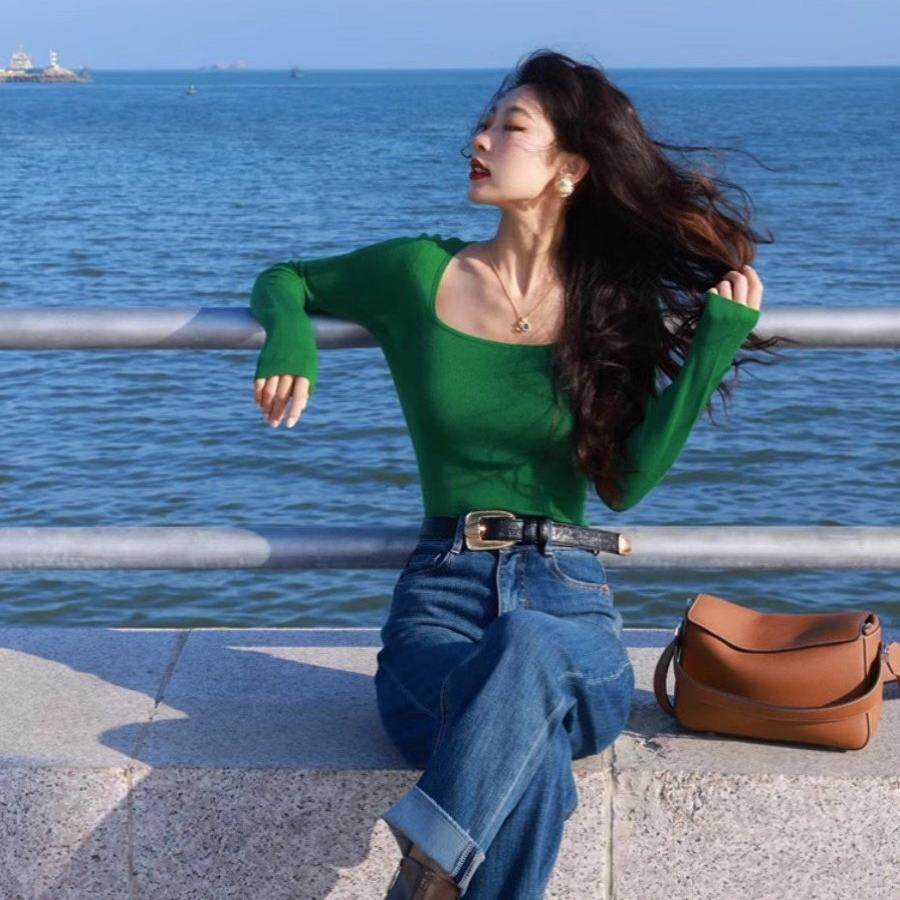 港风复古墨绿色方领长袖T恤女士2026春季新款内搭打底衫内搭上衣