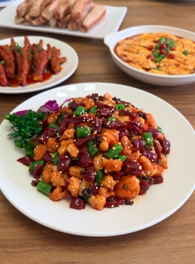 酒店餐饮仿真辣子鸡丁树脂摆件
