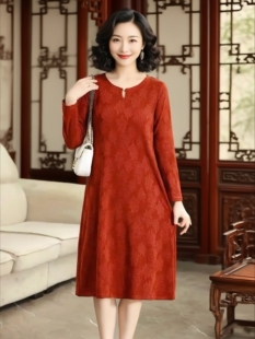 新款 长裙子女显瘦减龄时尚 提花中老年女装 妈妈装 连衣裙大码 秋季