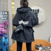 欧洲站2025春秋新款 欧货贴标刺绣字母中长款 连帽加棉风衣外套女潮