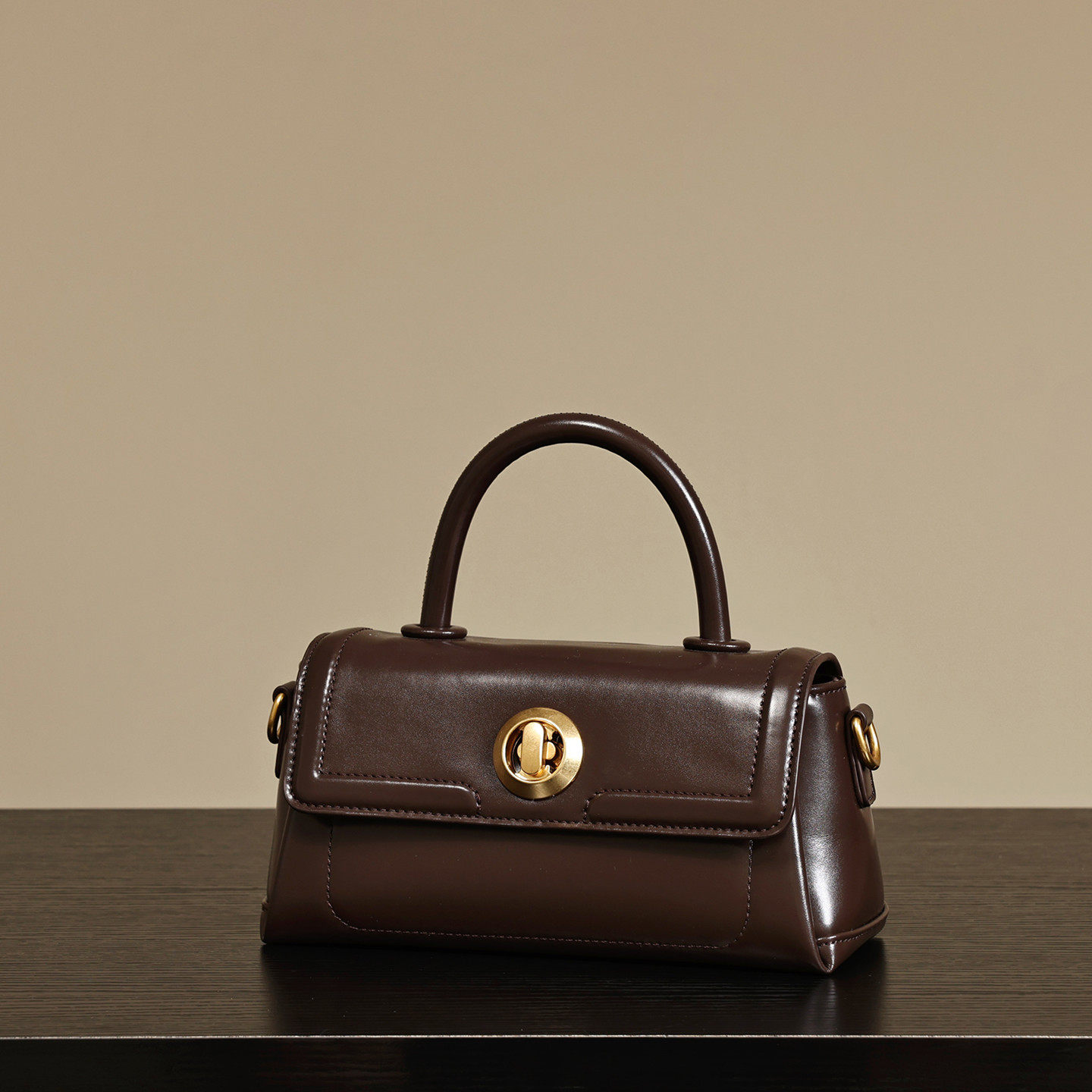 女士真皮斜挎包包女2025新款高级感时尚百搭小包单肩包手提小方包,箱包皮具/热销女包/男包,小方包,淘宝优惠券,粉丝福利购,淘宝优惠卷