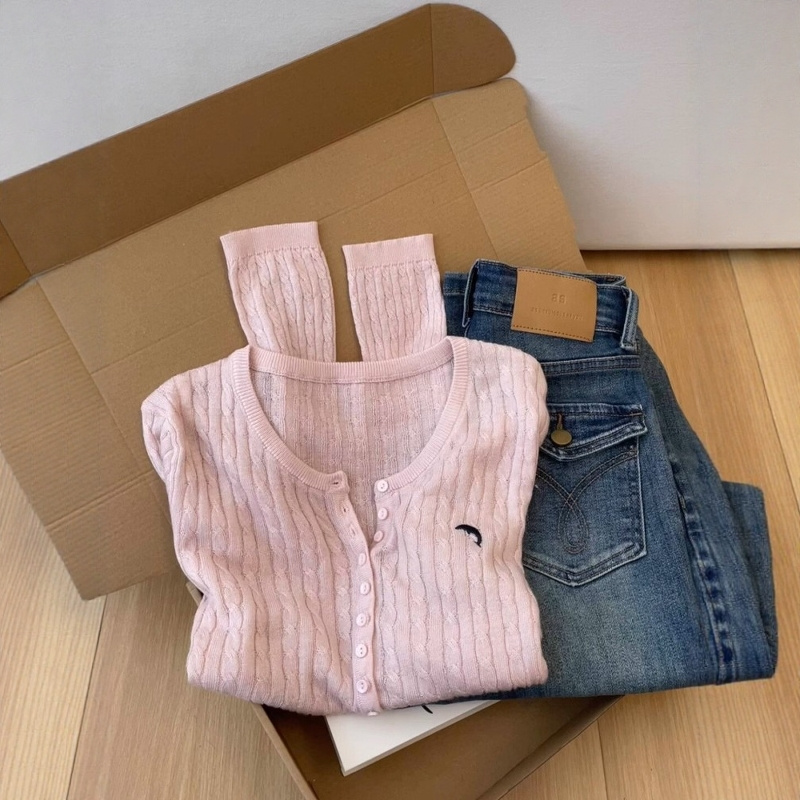 原单外贸出口尾货软糯麻花针织衫毛衣女甜美内搭显瘦独特漂亮上衣