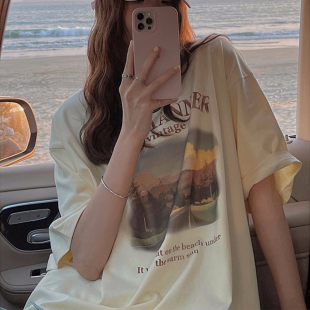 T恤男女宽松百搭杏色上衣夏季 套头圆领美式 复古风创意印花短袖
