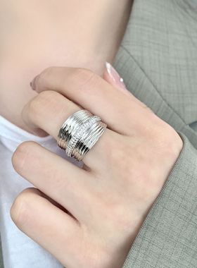 轻奢时尚闪亮戒指女百搭叠戴个性创意开口指环网红夸张食指戒