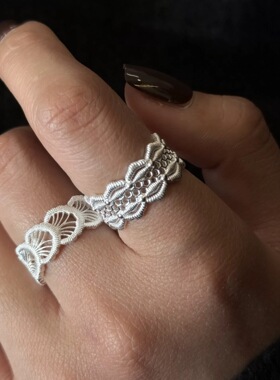 甜美蕾丝花边戒指女几何贝壳精致百搭气质开口指环镂空ins食指戒