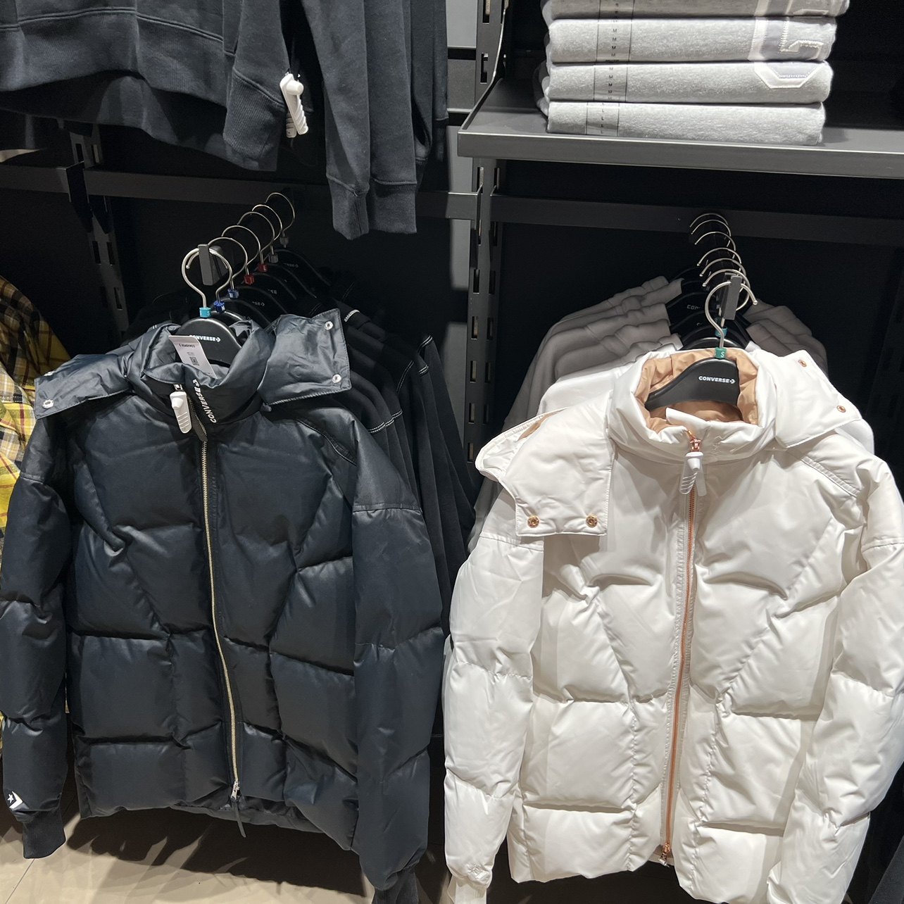 可拆卸帽中长款羽绒服匡威保暖女