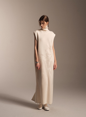 SOFTSELF雾绒诗冬季新款女高级感高领针织羊毛提花无袖长裙