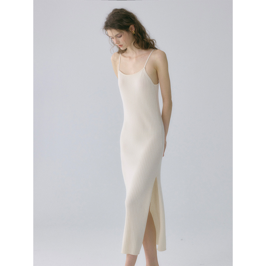 SOFTSELF慵懒春雾春季新款羊绒羊毛吊带坑条直筒针织长裙