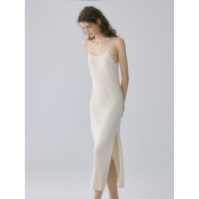 SOFTSELF慵懒春雾春季新款羊绒羊毛吊带坑条直筒针织长裙
