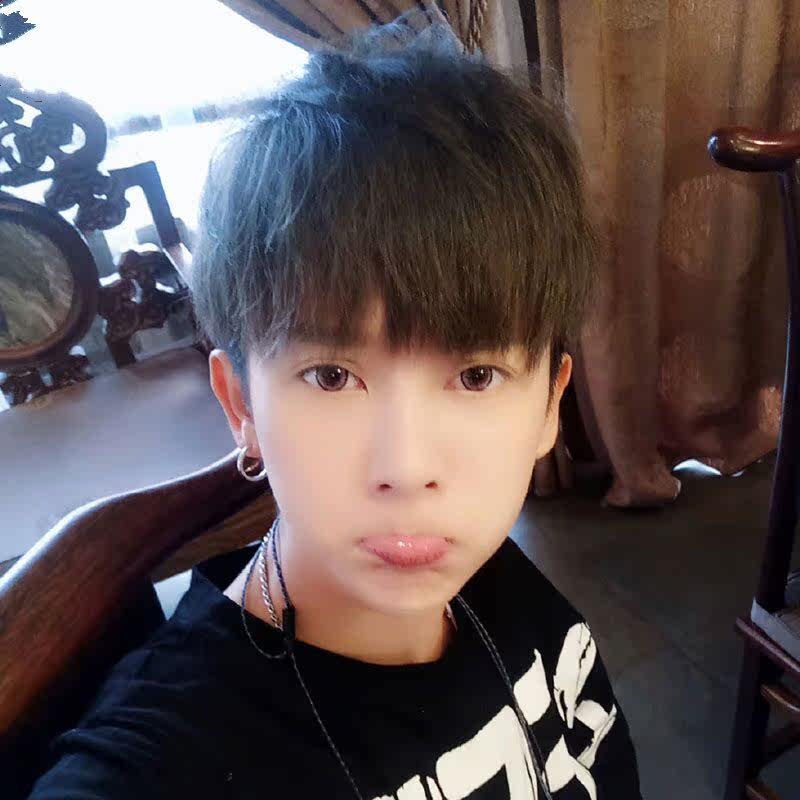 Perruque cheveux raides Court - Ref 2609585 Image 4