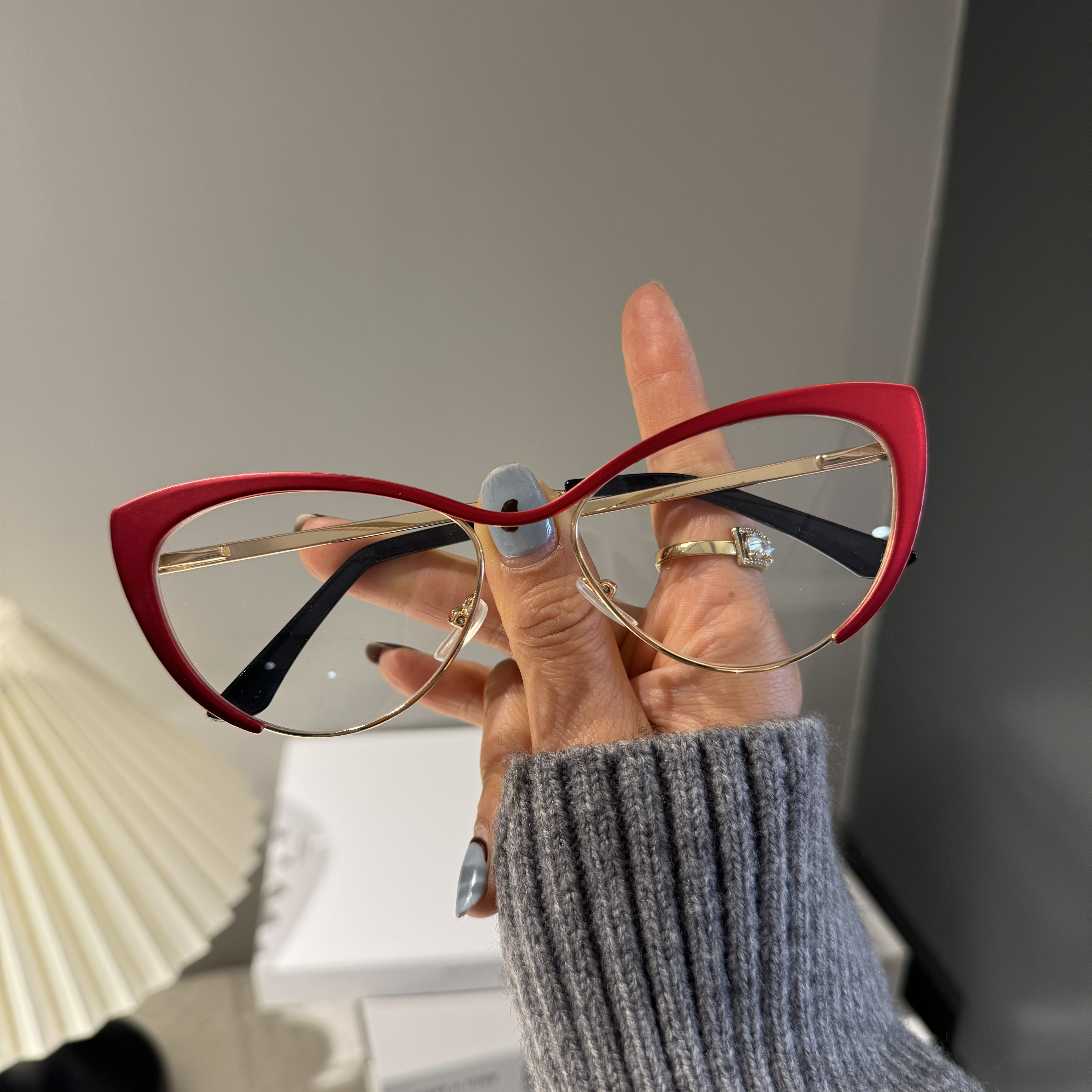 复古猫眼金属红色素颜眼镜女潮方圆脸防蓝光可配度数平光镜眼镜架