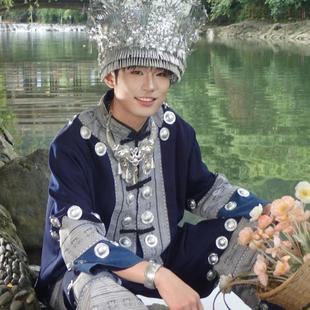 苗族男装蜡染少数民族服饰苗疆艺术旅拍摄影民族风舞蹈演出服装新