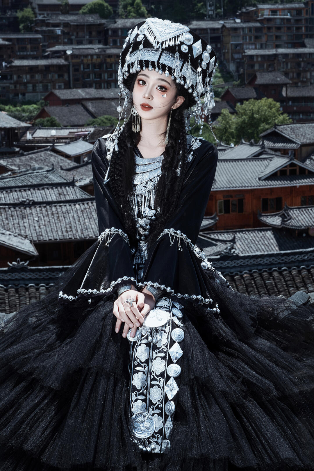 苗族服装女黑色纱裙礼服苗疆少女少数民族旅拍舞台摄影写真服饰新