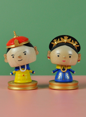 jeancard摇头公仔车载摆件