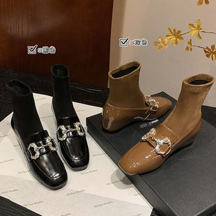 2025新款粗跟袜靴方扣短靴冬季新款英伦风瘦瘦靴女