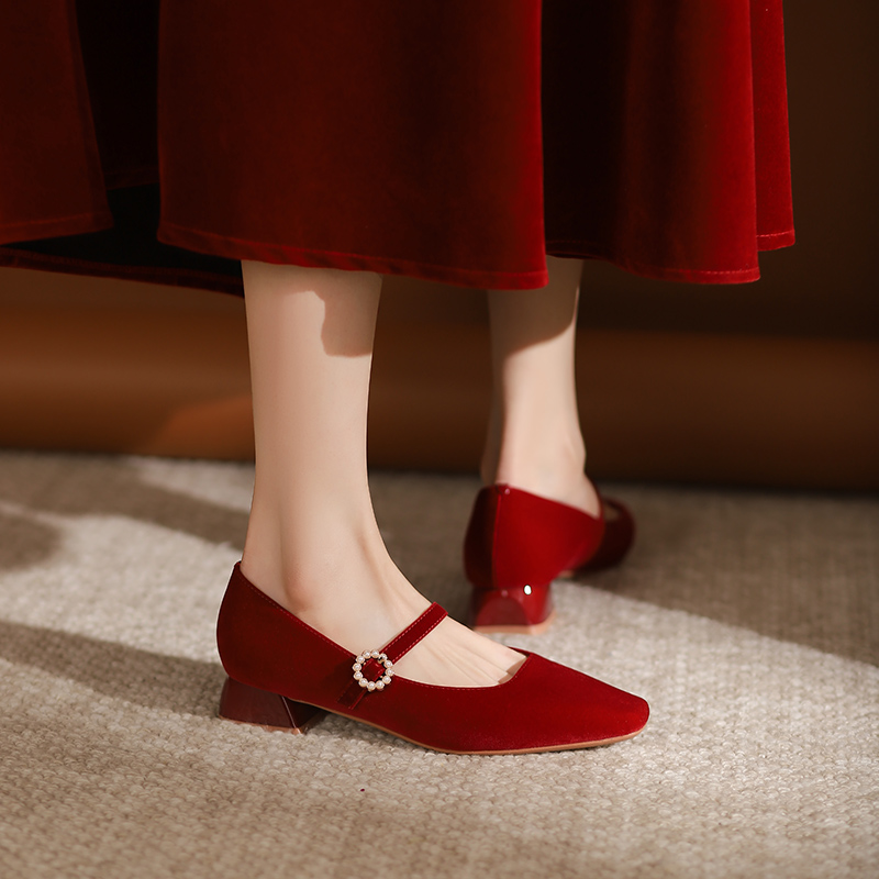 矮跟久站不累脚红色方头秀禾婚鞋