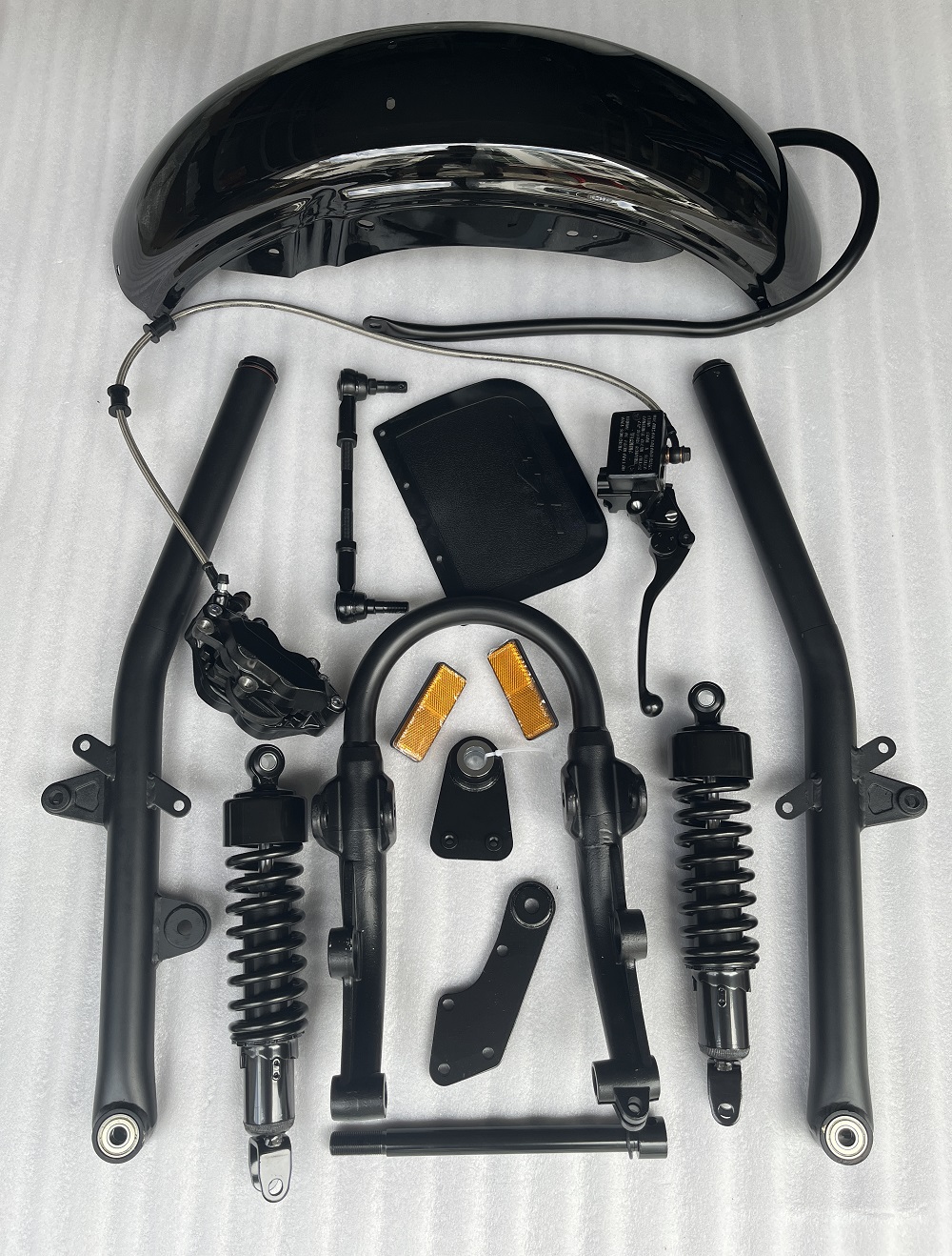 长江700边三轮前减震前泥瓦原厂