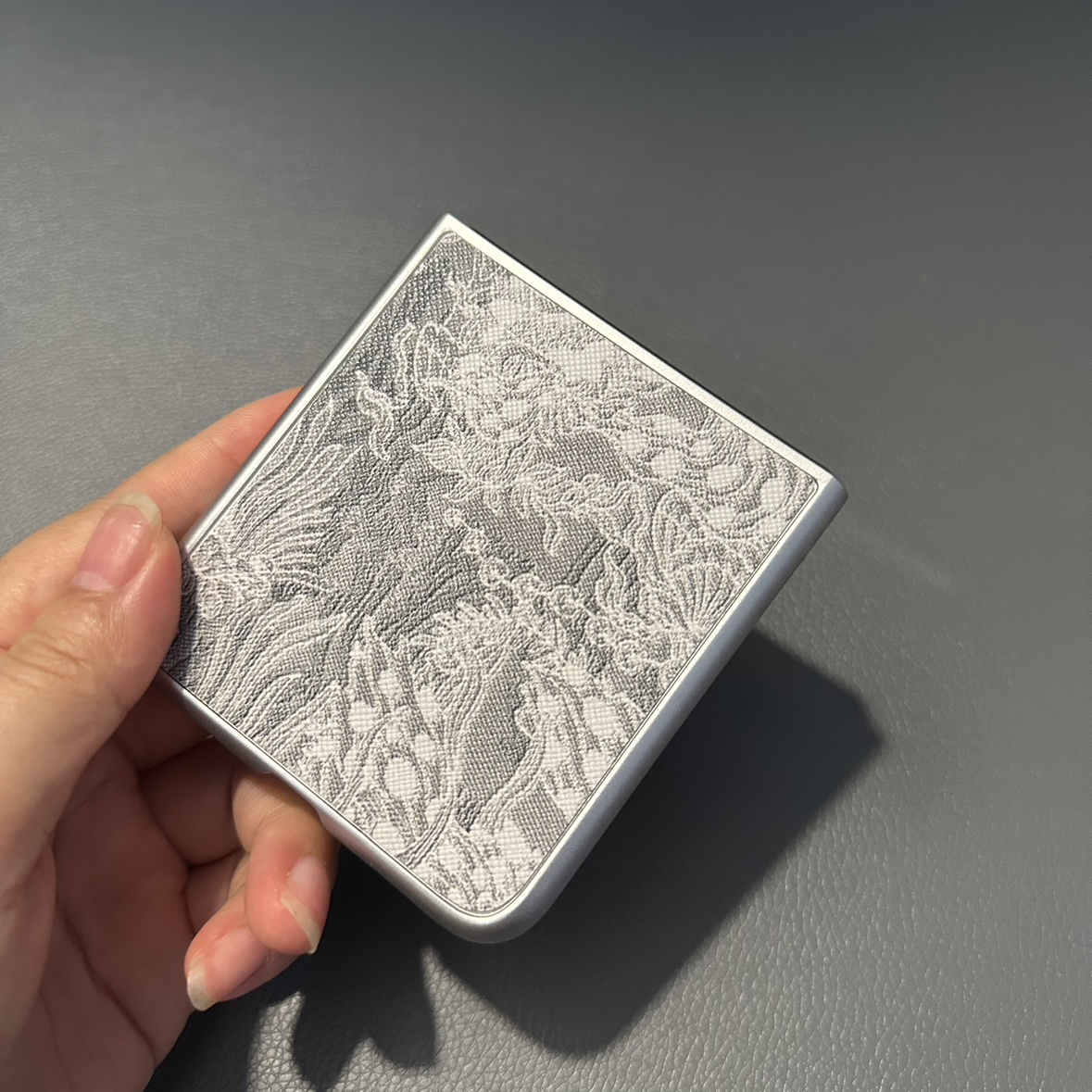 壳膜一体｜轻奢高雅风｜手机壳