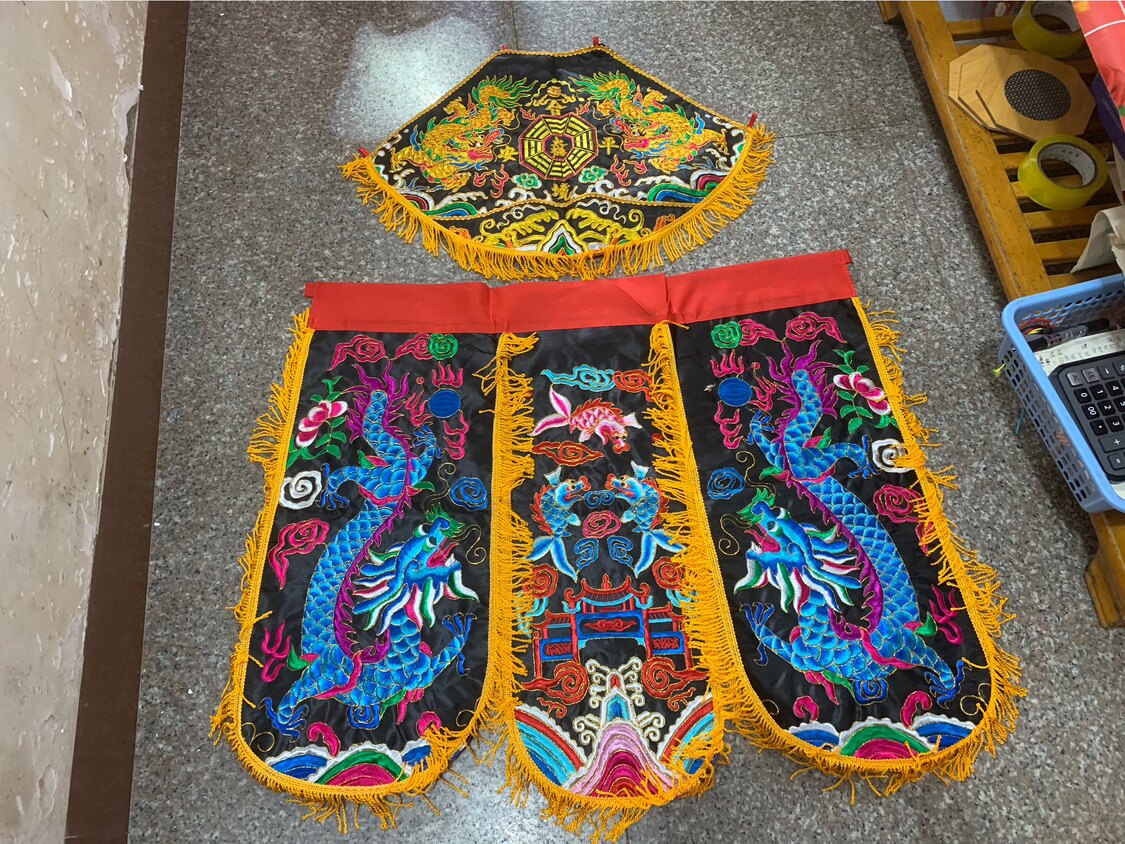龙裙肚裙双龙款三连片龙裙双龙肚兜黑色绣品道家八卦肚兜一套价