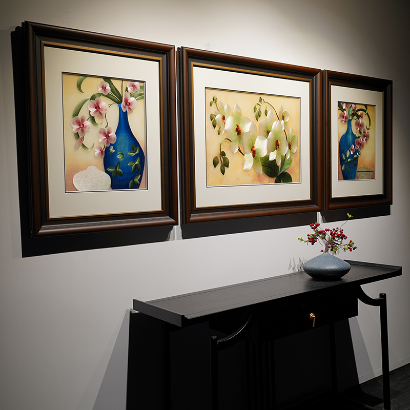 苏绣手工刺绣三联装饰兰花挂画成品新中式实木框蚕丝精品刺绣美式图片