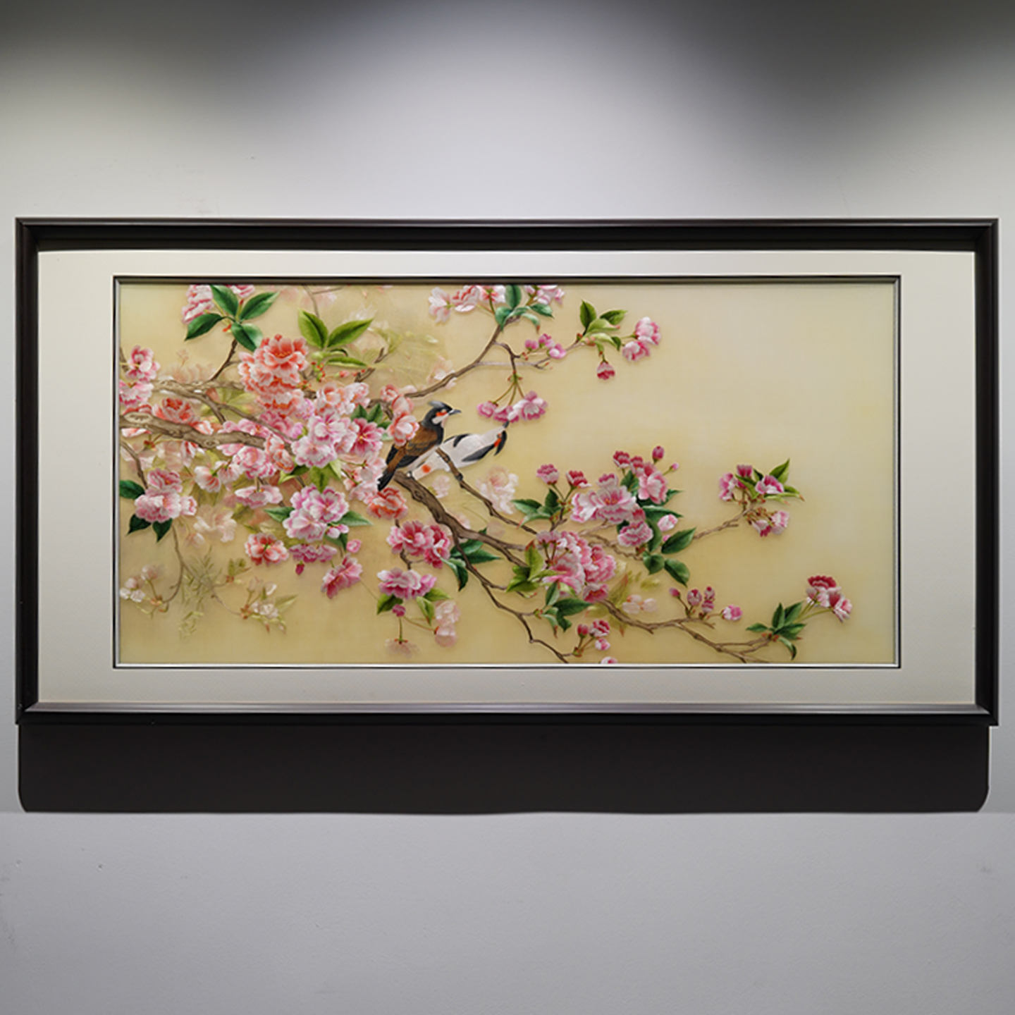 手工苏绣鸟语花香刺绣装饰画书房卧室客厅沙发墙新中式实木框挂画图片