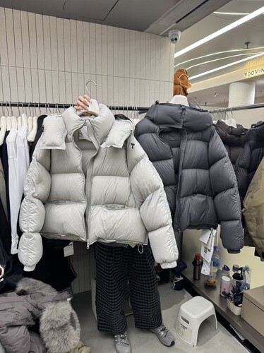 正版JVV SISTER韩系连帽泡芙95白鸭绒羽绒服女冬季新款保暖短外套