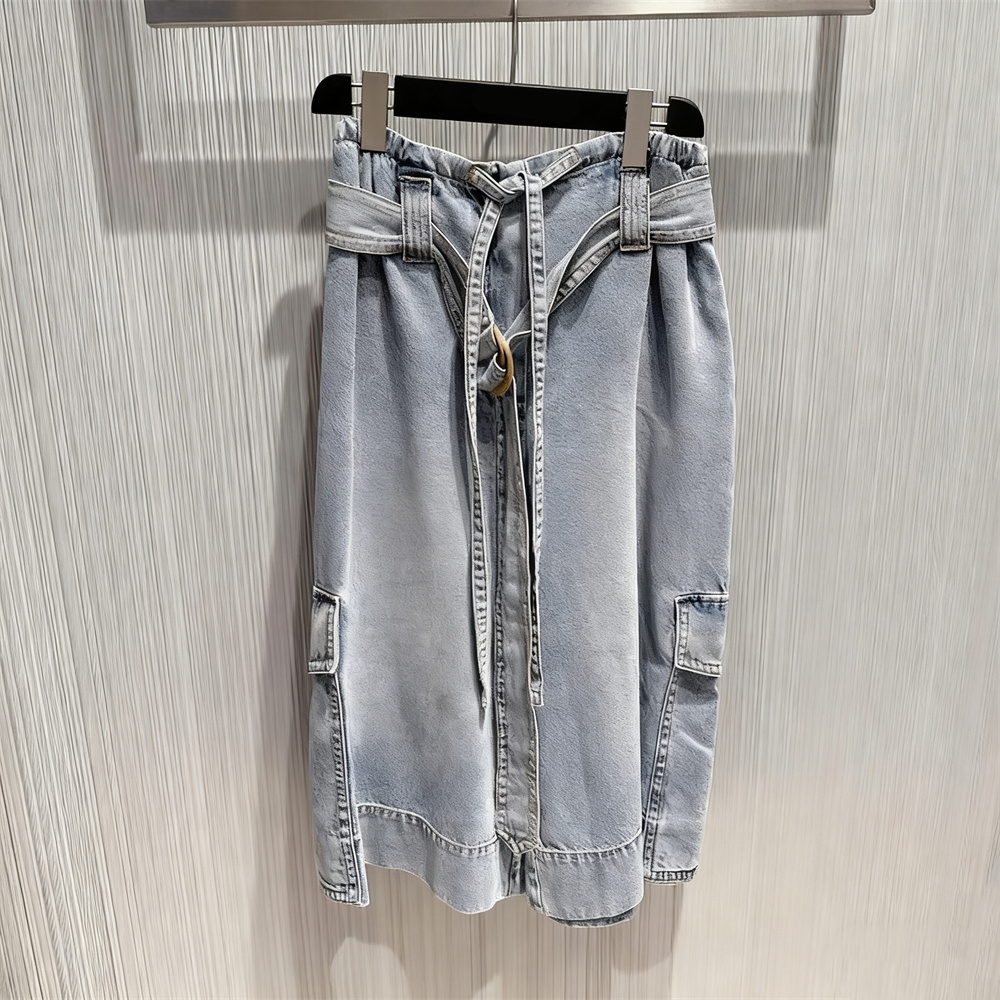 浅蓝色高腰工装风牛仔半身裙