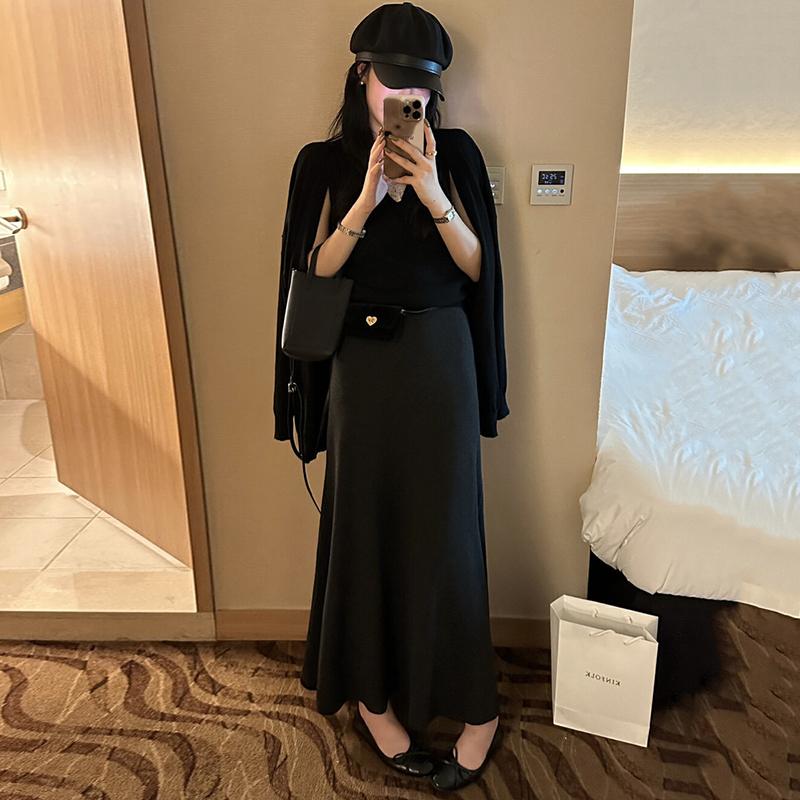 黑色鱼尾半身裙女荷叶边春季2025新款韩系慵懒风显瘦大摆a字长裙