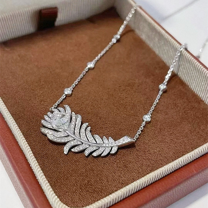 plume孔雀羽毛满钻项链女纯银925叶子树叶吊坠锁骨链气质名媛风潮