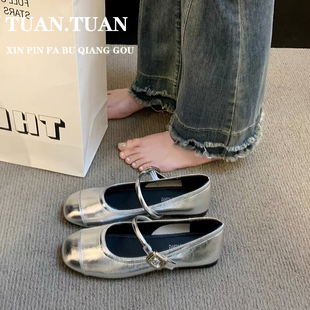 韩版 女2024夏季 新款 单鞋 平底豆豆鞋 法式 银色小皮鞋 配裙子玛丽珍鞋