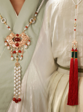 如意锁璎珞背云女红色马面裙配饰