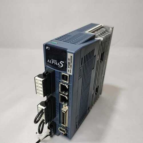 议价Fuji Electric Faldic Alpha 5 RYT500D5-VV2 RYT500D5VV2 AC