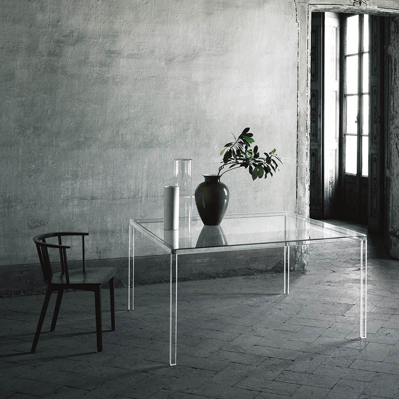 glas系列超轻钢化玻璃设计餐桌