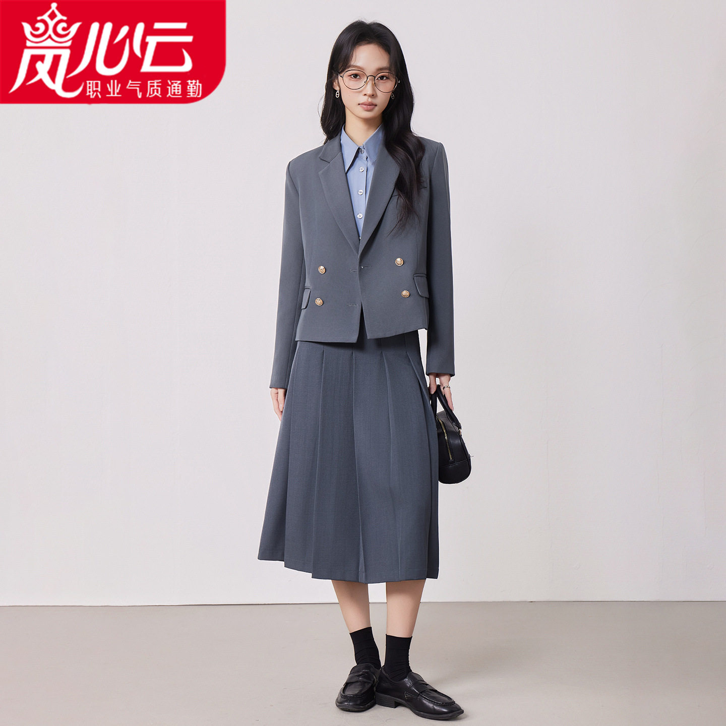 学院风西装正装女士套装裙裙子面试穿搭小个子短款职业装西服外套