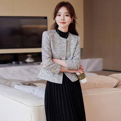 女士休闲气质小西服西装外套