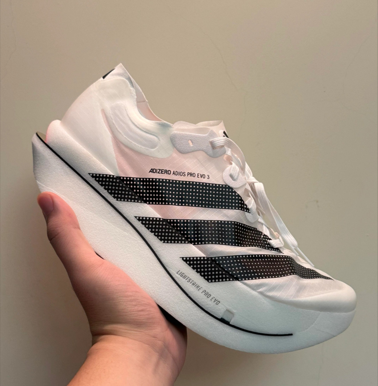 adidas ADIZERO ADIOS PRO EVO3 伦敦马拉松破2白黑跑步鞋KH7678图片