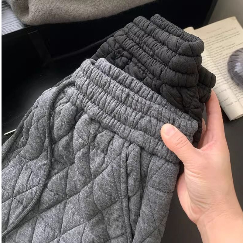 胖妹妹特大码300斤菱格休闲阔腿运动短裤女秋冬新款夹棉加厚靴裤