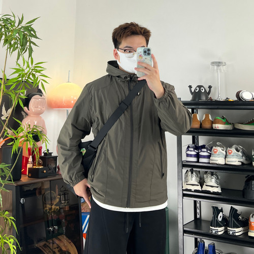 美式复古潮流百搭运动户外冲锋衣