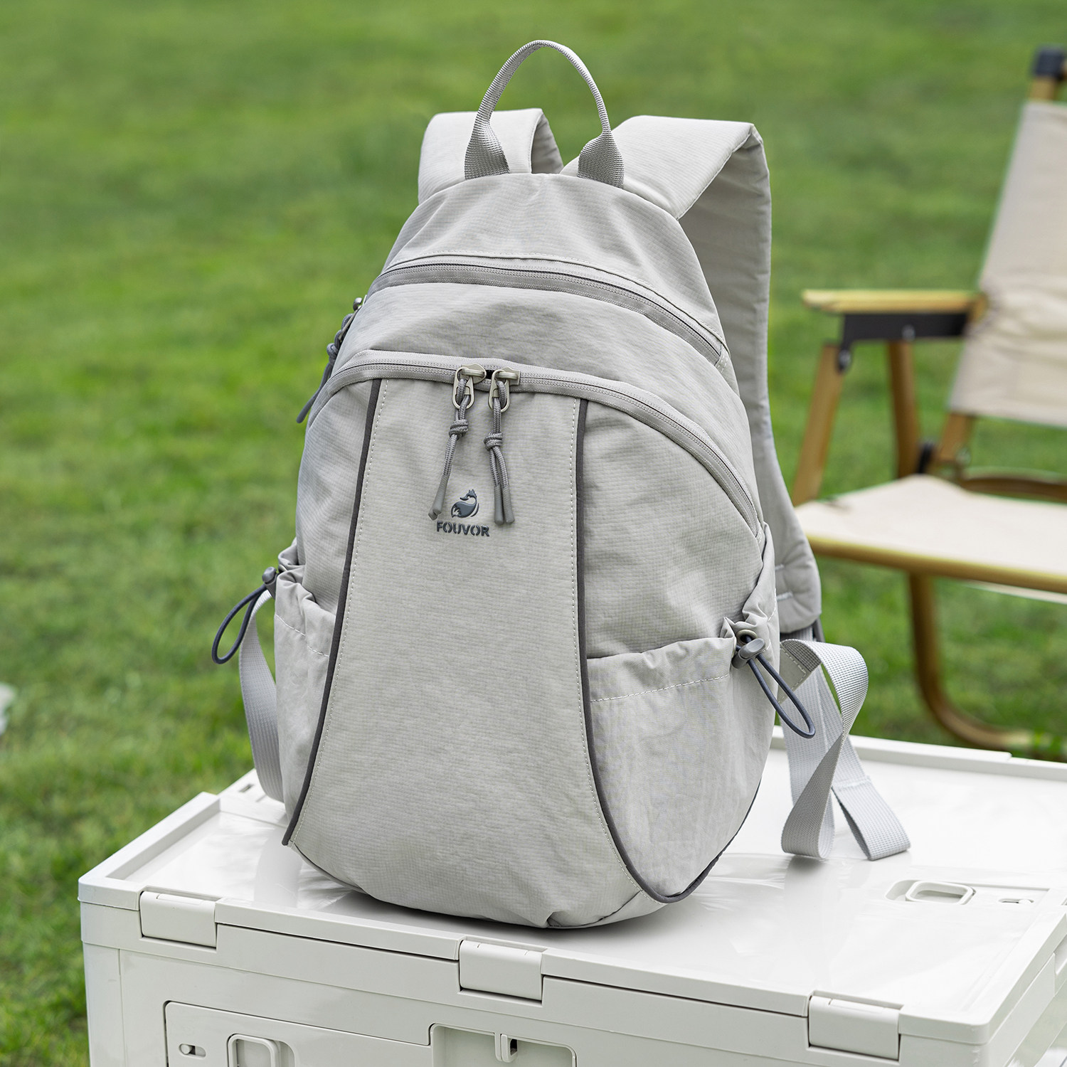 FOUVOR轻便高颜值书包防水通勤运动徒步小背包双肩背包女旅游秋冬