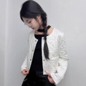 黑白菱格纹短款 YIJIANGLAN 秋冬新款 棉衣女圆领小香风外套8D6202