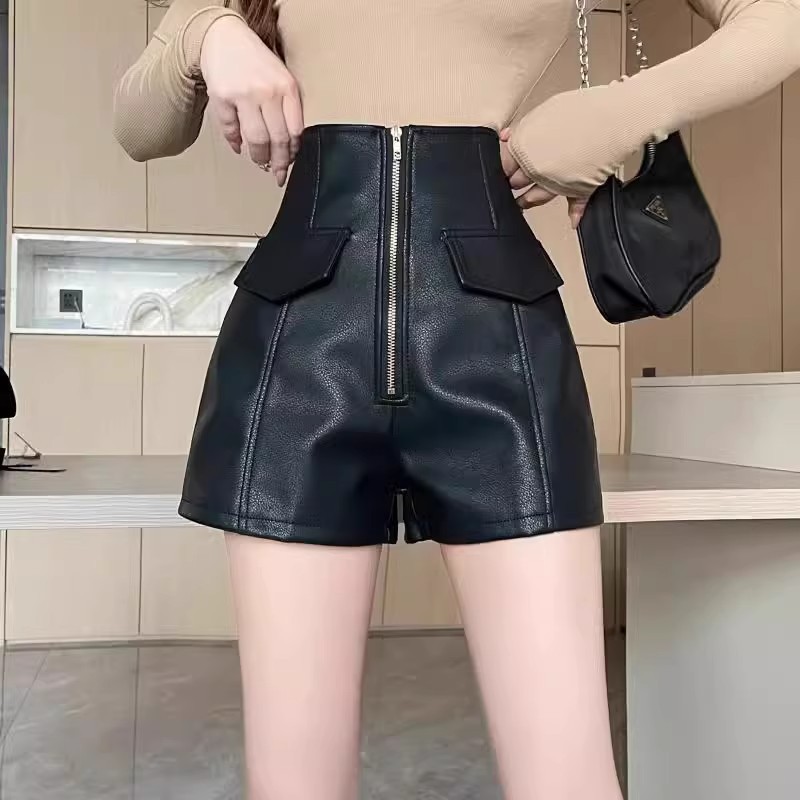 黑色皮裙半身裙女春秋2024新款时尚pu皮短裙高腰包裙显瘦a字伞裙